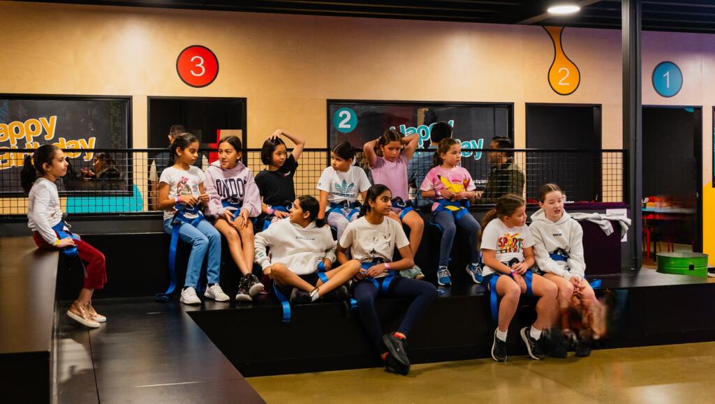 Indoor Adventure Playground and Cafe - Climb N' Play Maidstone, Australia